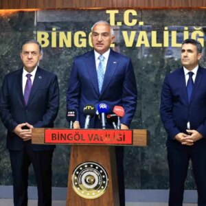 bakan ersoy turizm alaninda da ulkemizde buyuk bir devrim gerceklestirip turizmi ilk kez stratejik bir sektor ilan ettik IqHqtBML