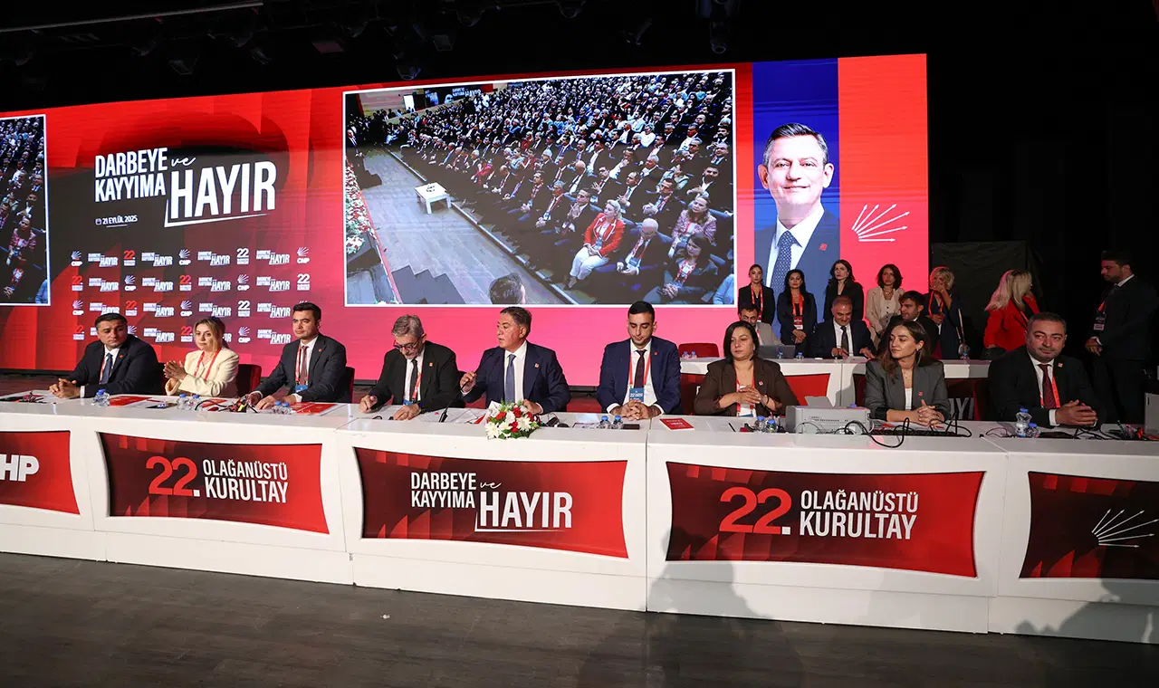 kurultay koridorlarinda neler konusuldu chp kurmaylari bazi milletvekilleri partimize gelmek istedigini soyledi iNnljK5h