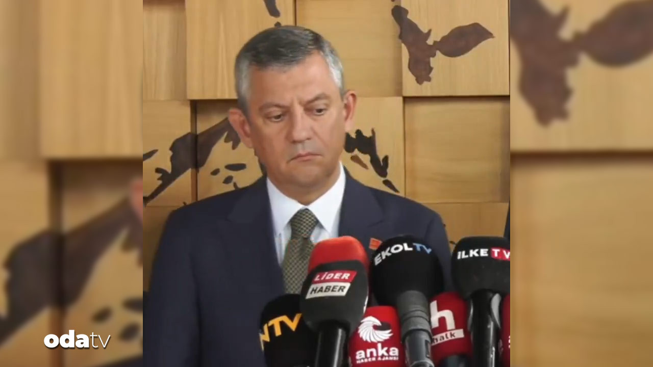 ozgur ozel mikrofonlari tek tek kontrol etti sx6wadHj