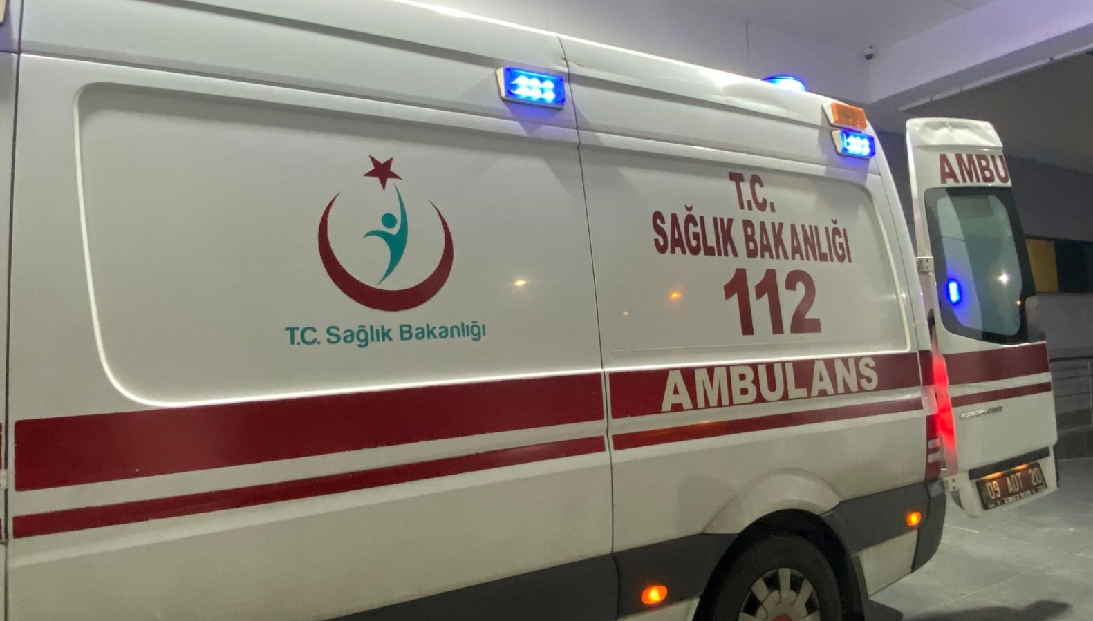 temde pecete satan engelli kisi kazanin ortasinda kaldi RA1Ws57t