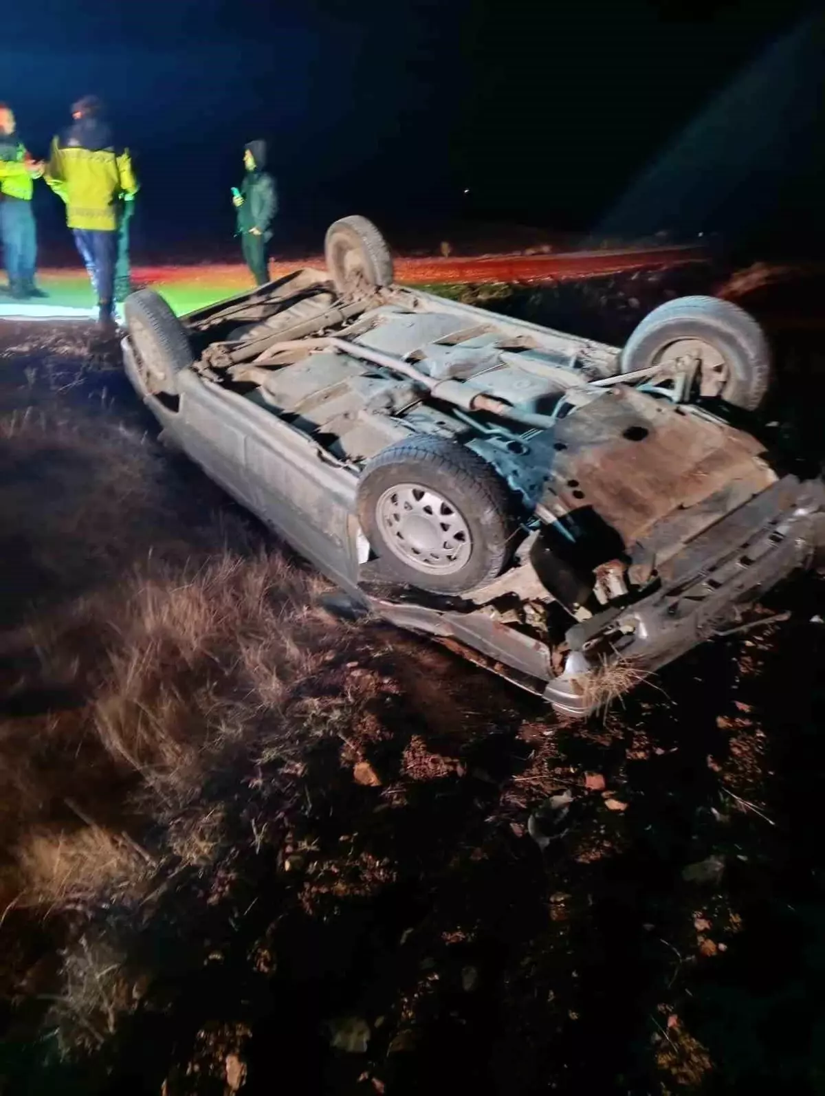 afyonkarahisarda takla atan aractan surucu sans eseri kurtuldu ICDLW83e