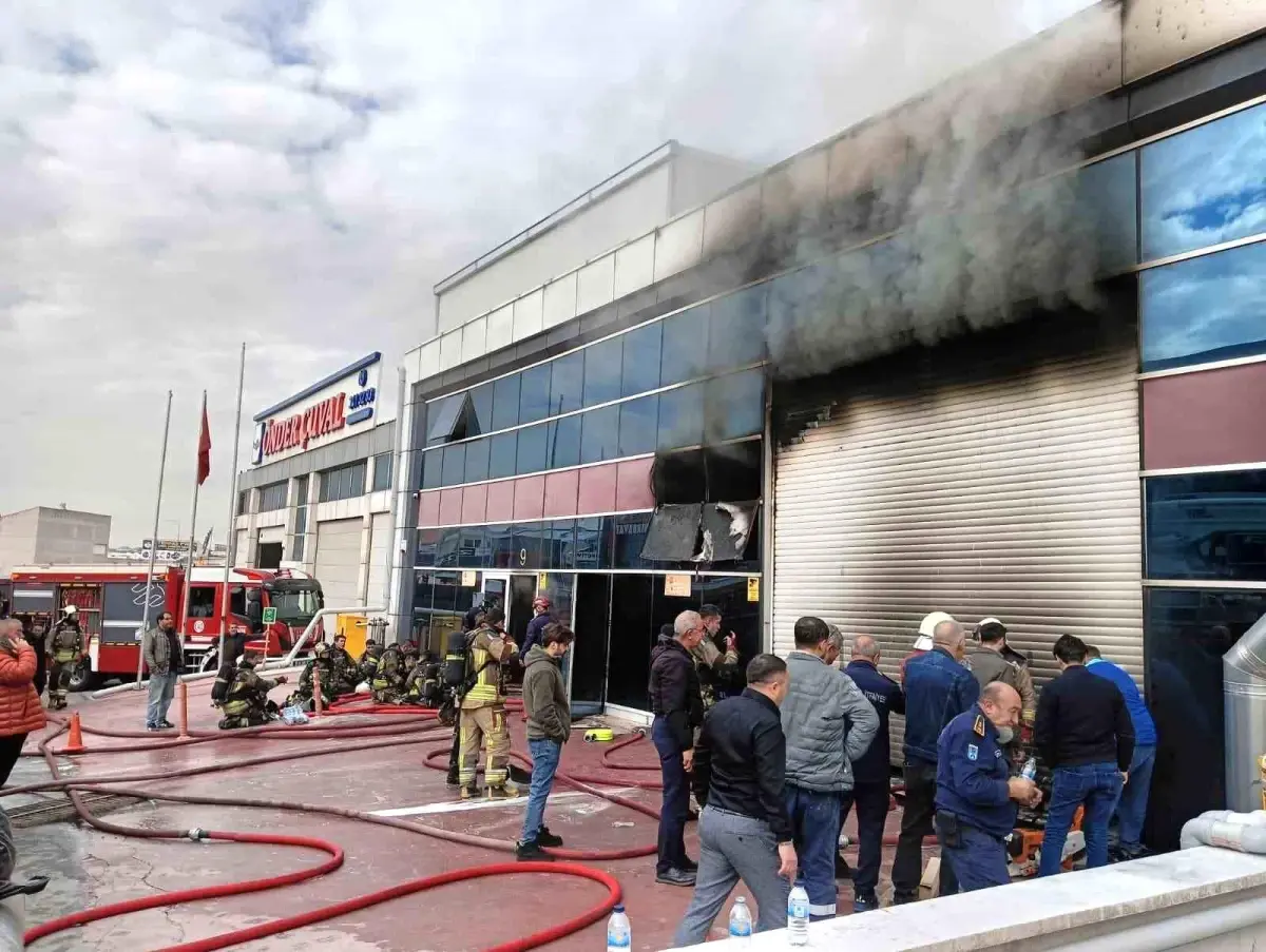 ankarada yangin kontrol altina alindi IXtrALhe.jpg