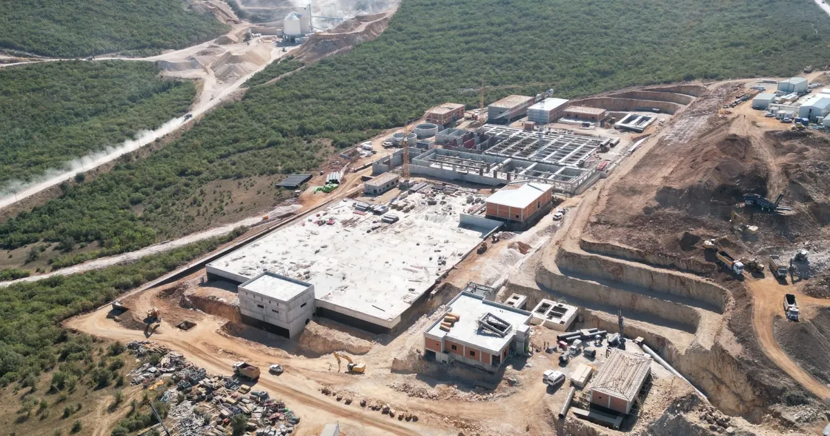 cinarcik barajinda calismalar kesintisiz suruyor HC39UFPi