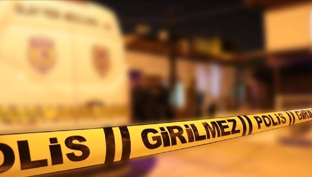 cocuklarin oldugu cay bahcesine kaya parcalari dustu 6nEWcNzQ.jpg