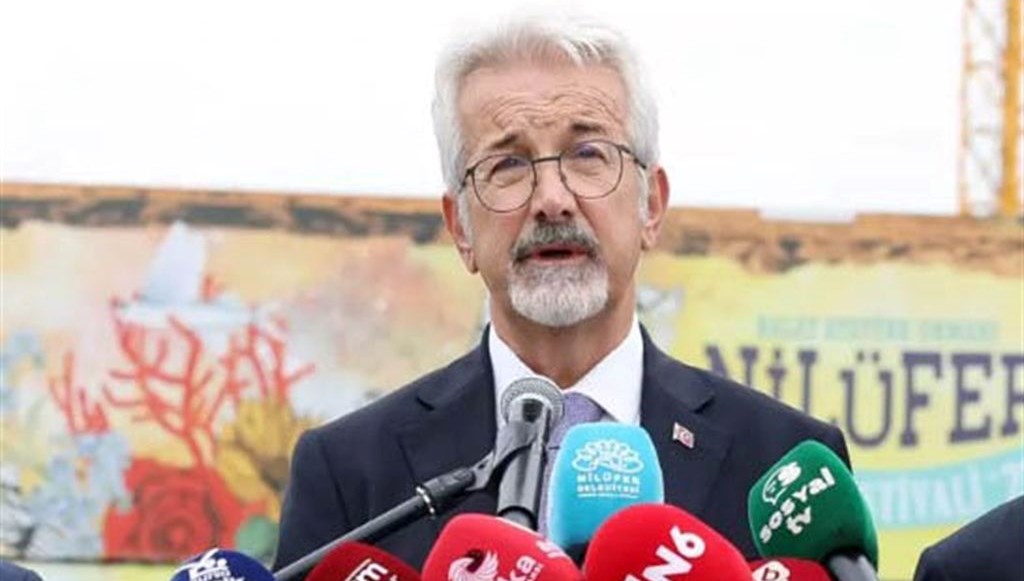 gozaltindaki eski nilufer belediye baskani turgay erdem adliyeye sevk edildi 8xlOccUp.jpg