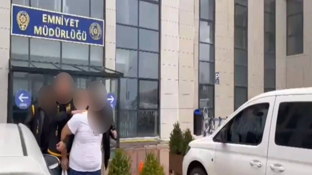 kadinlara fuhus yaptiranlara operasyon 3 kisi tutuklandi pk54eE3w.jpg