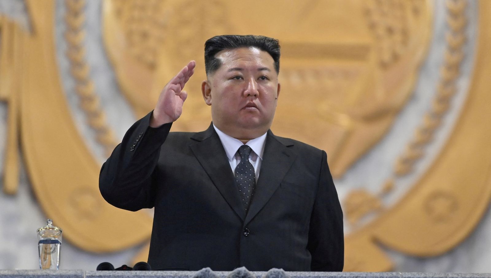 kim jong una mektup iyi komsular iyi dostlardir WFDKvnBz.jpg