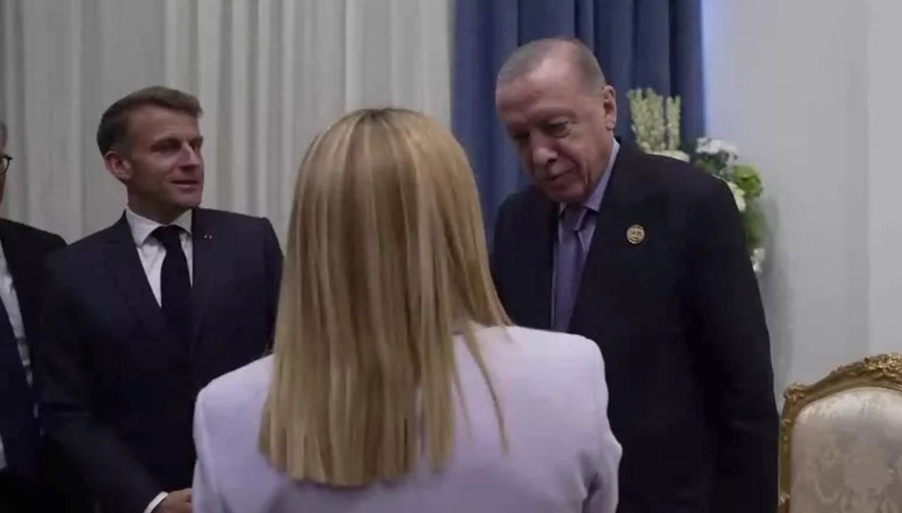 zirveye damga vuran diyalog dunya basininda trumpin gecikmesi neselerini bozmadi 6I4Fis5e.jpg