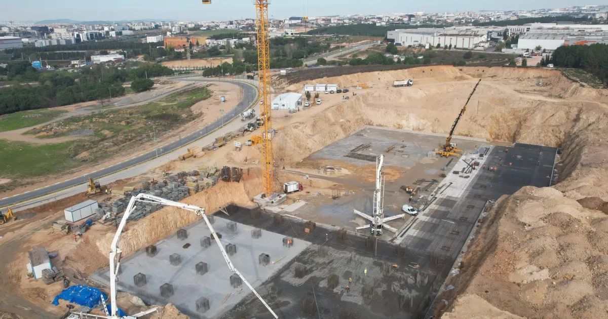 cayirova devletin temel betonu dokuluyor apc3Ls5c.webp