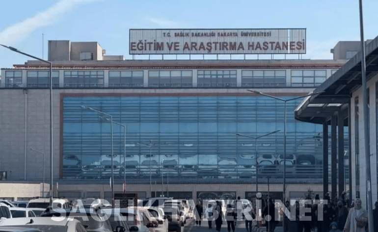 Sakarya SEAH Polikliniklerinde “Sıra” Gerginliği: Koridorlarda Tansiyon Yükseldi • Sağlık Haberi