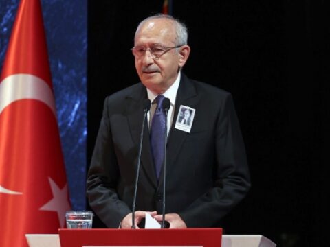 Kilicdaroglunun davetine katilmayan herkes gorevden alinacak CpgsxihT